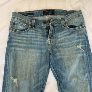 Lucky brand distressed boyfriend jeans